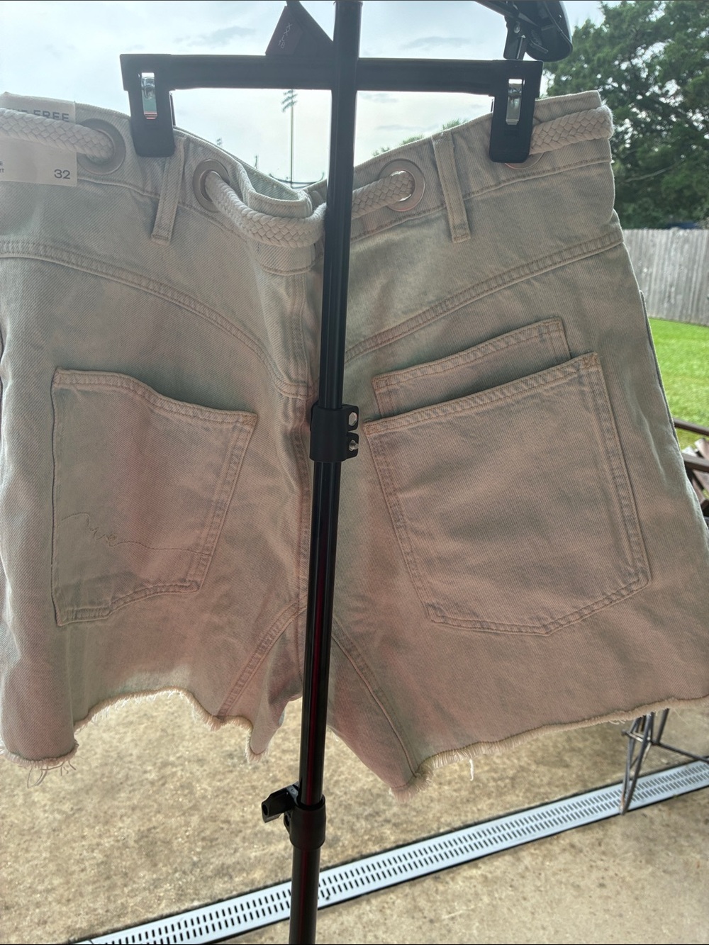 FP We The Free Bleached Moxie Drawstring Shorts NWT 32 - Picture 7 of 7
